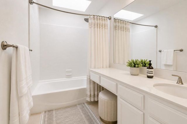 73280 Rosewood Court, Palm Desert, CA 92260