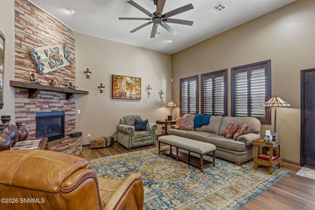 4487 Maricopa Circle, Las Cruces, NM 88011