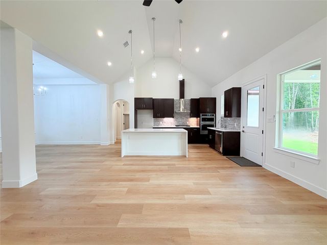 1324 Road 6604, Dayton, TX 77535