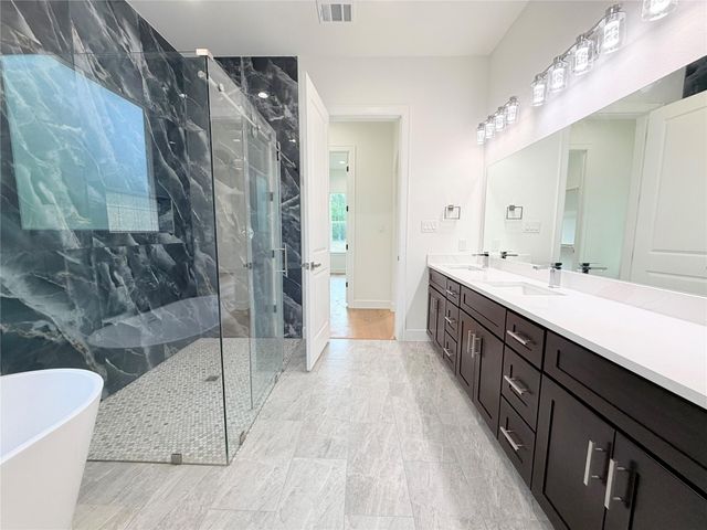 1324 Road 6604, Dayton, TX 77535