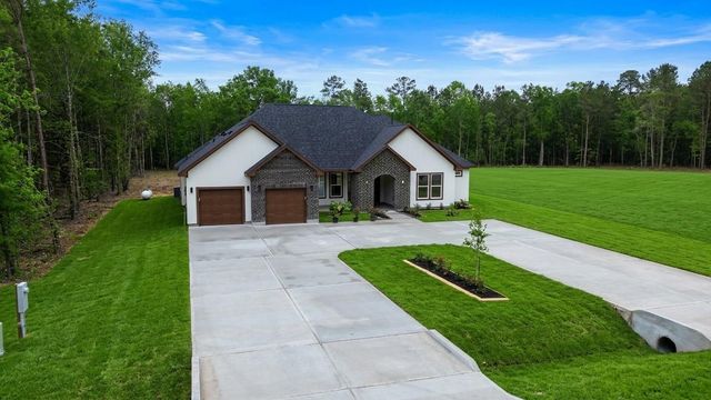 1324 Road 6604, Dayton, TX 77535