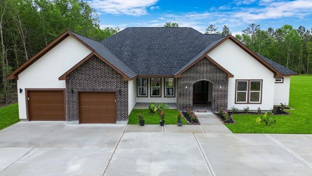 1324 Road 6604, Dayton, TX 77535
