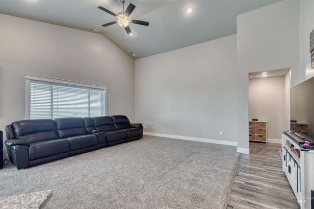 11534 W Trooper St, Nampa, ID 83651