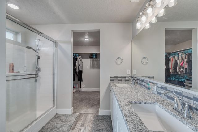 11534 W Trooper St, Nampa, ID 83651