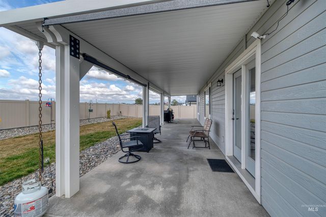 11534 W Trooper St, Nampa, ID 83651