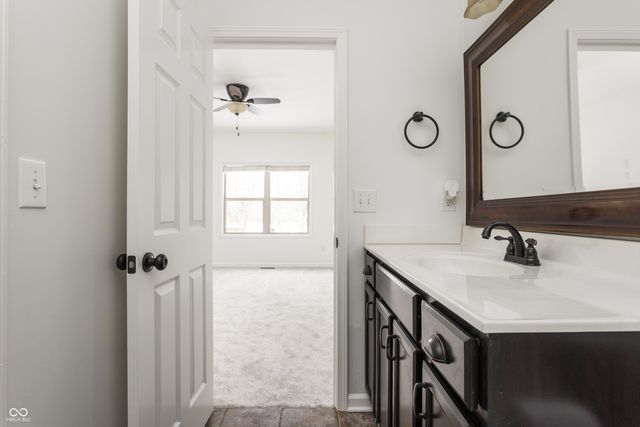 256 Patriots Landing, Fillmore, IN 46128