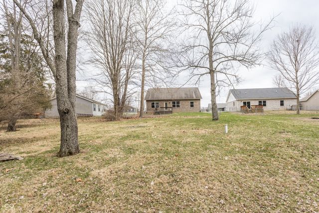 256 Patriots Landing, Fillmore, IN 46128