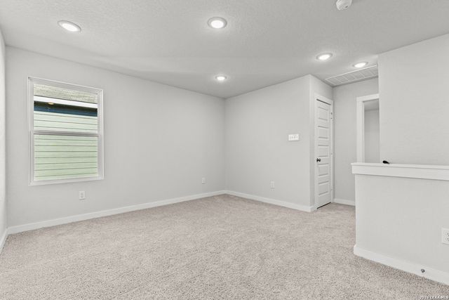 9947 Chavaneaux Lndg, San Antonio, TX 78221