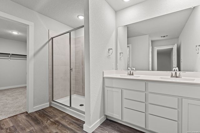 9947 Chavaneaux Lndg, San Antonio, TX 78221