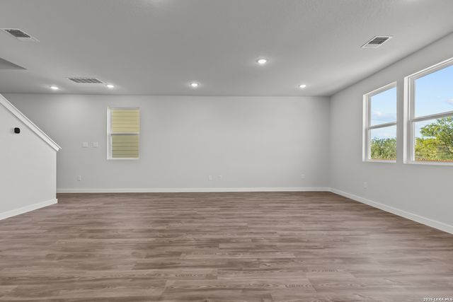 9947 Chavaneaux Lndg, San Antonio, TX 78221