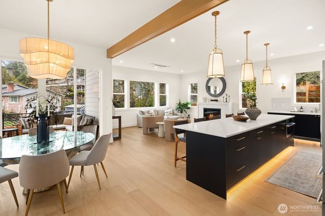 8838 28th Avenue NW, Seattle, WA 98117