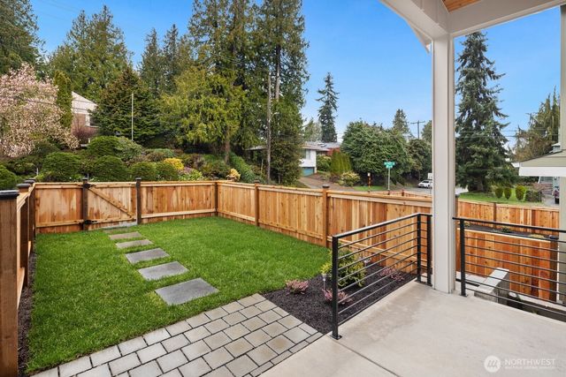 8838 28th Avenue NW, Seattle, WA 98117