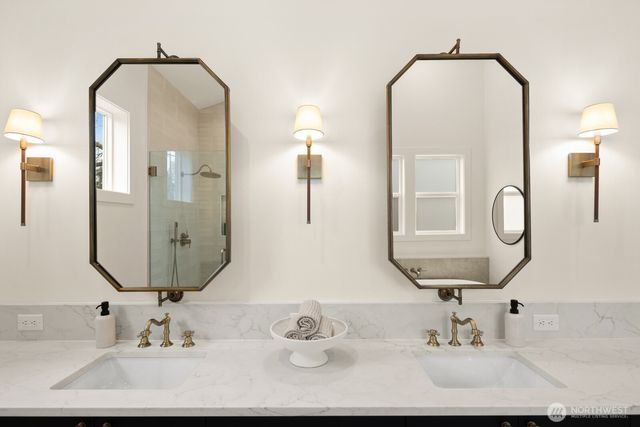 8838 28th Avenue NW, Seattle, WA 98117