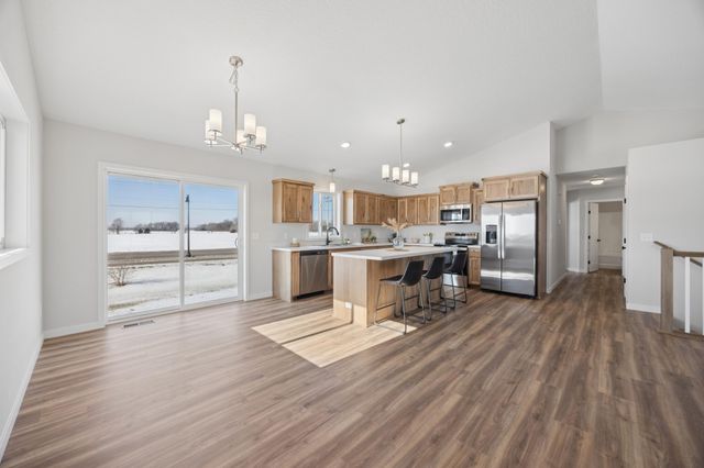 1024 26th St Loop, Sartell, MN 56377