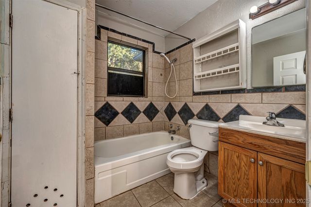 613 F Street SW, Ardmore, OK 73401