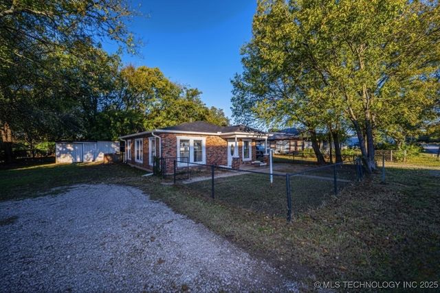 613 F Street SW, Ardmore, OK 73401