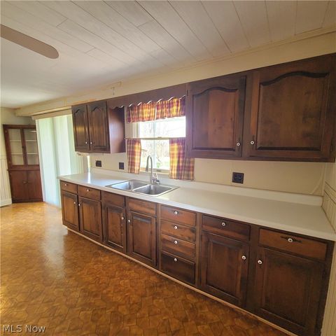 90 Mulberry Street, Mt Pleasant, OH 43939