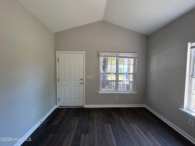 433 Evans Street, Wilmington, NC 28405