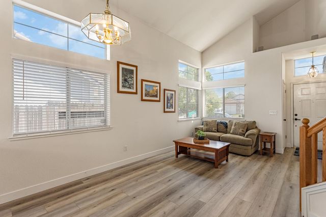 2380 Winterrush Ln, Lincoln, CA 95648