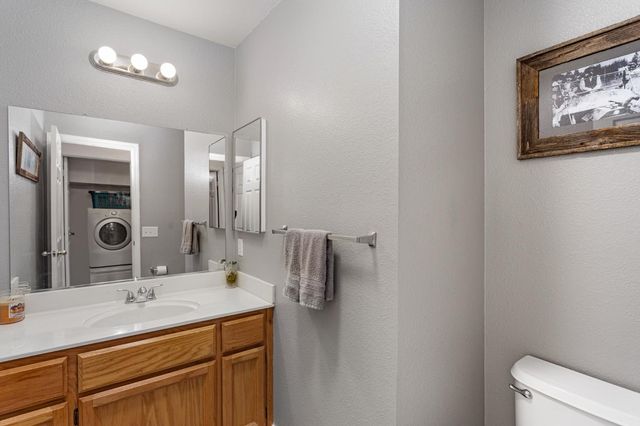 2380 Winterrush Ln, Lincoln, CA 95648