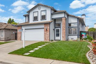 2380 Winterrush Ln, Lincoln, CA 95648