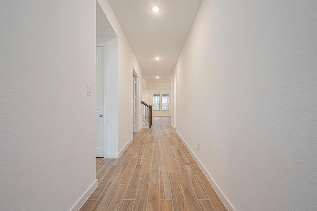235 Sky Top Drive, Montgomery, TX 77316