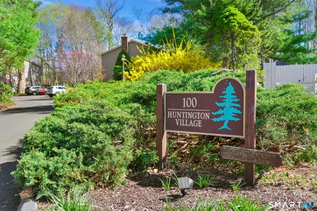 100 Ten Coat Lane 2C, Shelton, CT 06484