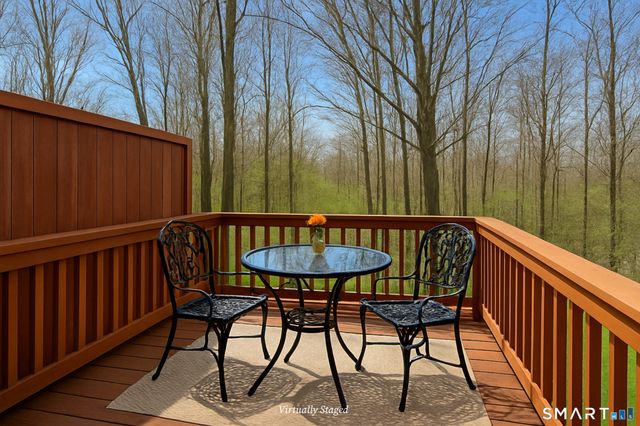 100 Ten Coat Lane 2C, Shelton, CT 06484