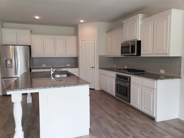 101 Gannet Trail, Argyle, TX 76226