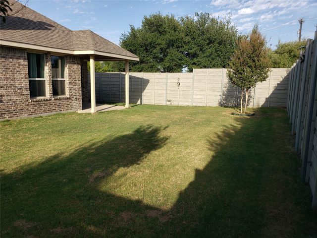 101 Gannet Trail, Argyle, TX 76226