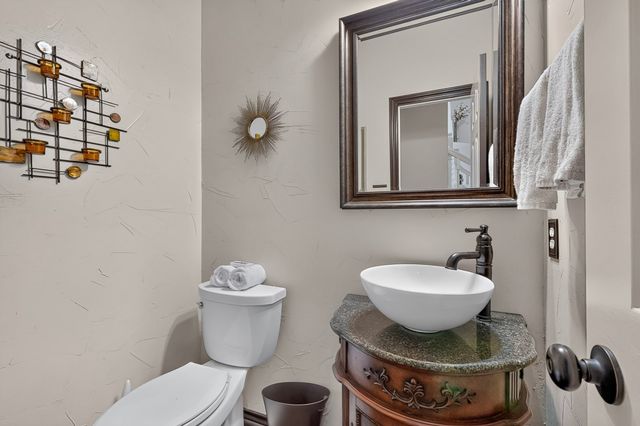 6333 Southpoint Drive, Dallas, TX 75248