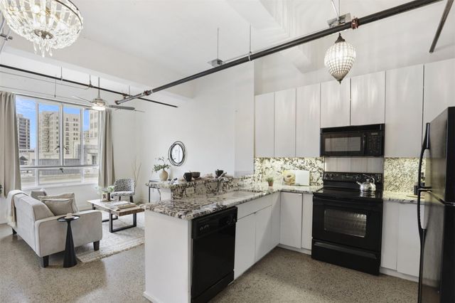 710 Colorado ST 4G, Austin, TX 78701