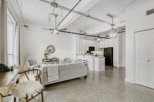 710 Colorado ST 4G, Austin, TX 78701