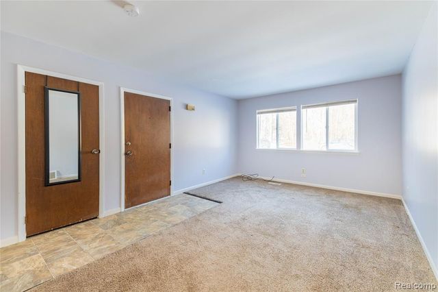 12579 Spruce Lane, Perry, MI 48872