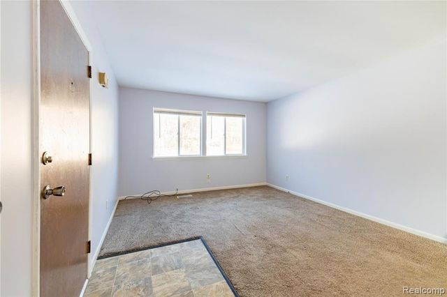 12579 Spruce Lane, Perry, MI 48872