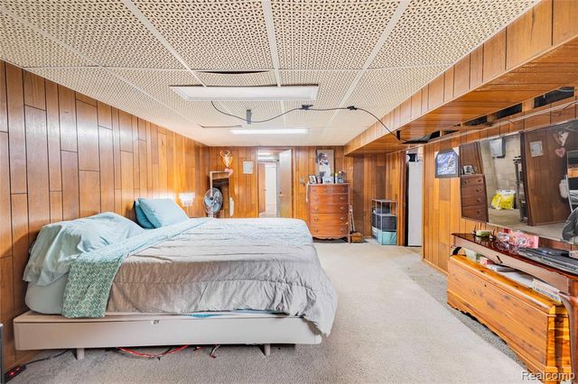 12579 Spruce Lane, Perry, MI 48872