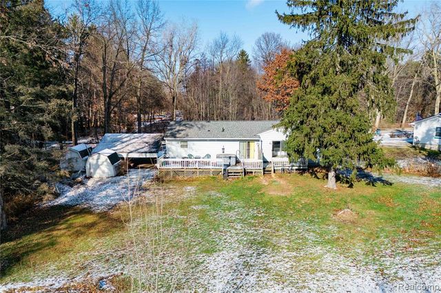 12579 Spruce Lane, Perry, MI 48872