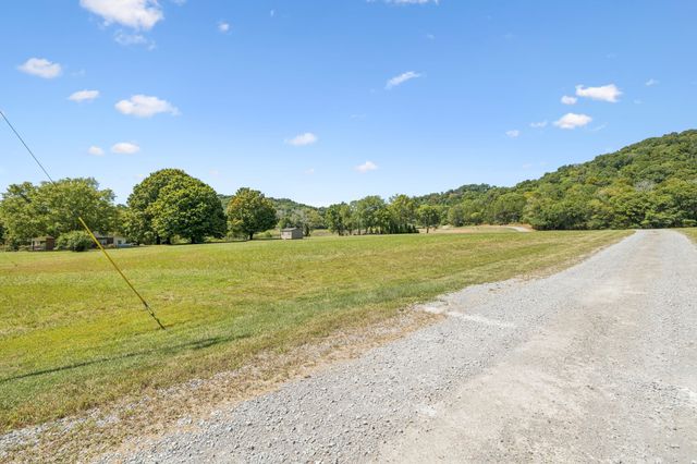 4828 Harpeth Peytonsville Rd, Thompsons Station, TN 37179