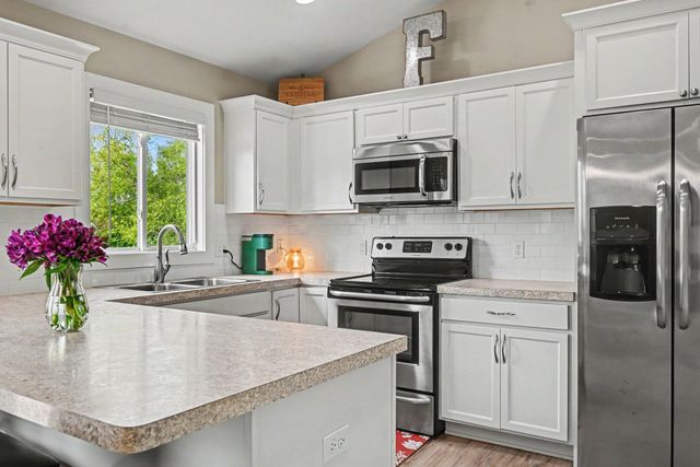 11436 Crestridge Court, Holland, MI 49424