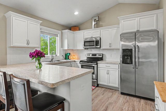 11436 Crestridge Court, Holland, MI 49424