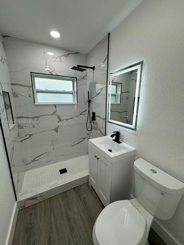 11912 NE 10th Ave 2, Biscayne Park, FL 33161