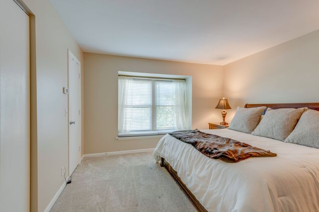3000 Hillsboro Pike Apt 33, Nashville, TN 37215