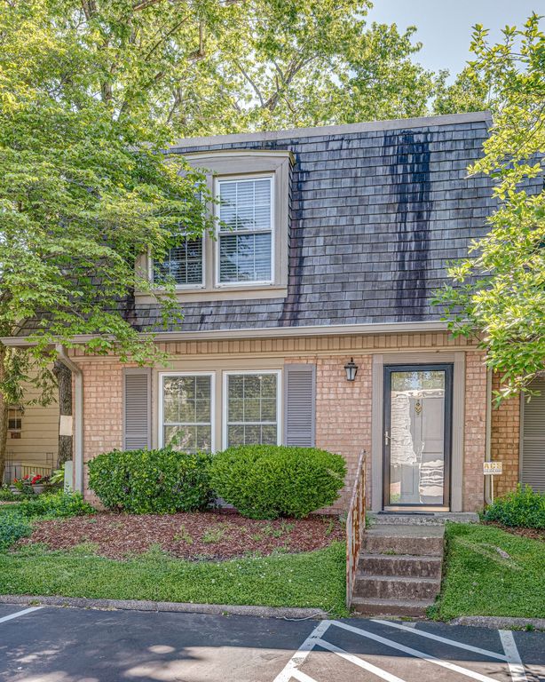3000 Hillsboro Pike Apt 33, Nashville, TN 37215