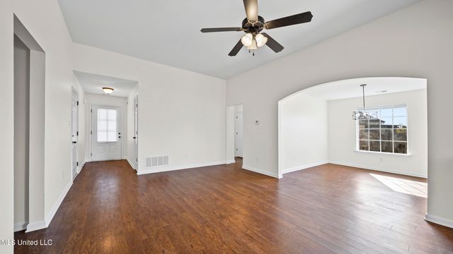 5945 Antler Trail Trail, Southaven, MS 38672