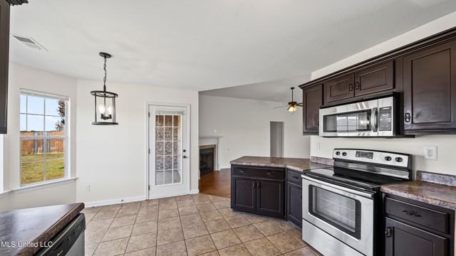 5945 Antler Trail Trail, Southaven, MS 38672