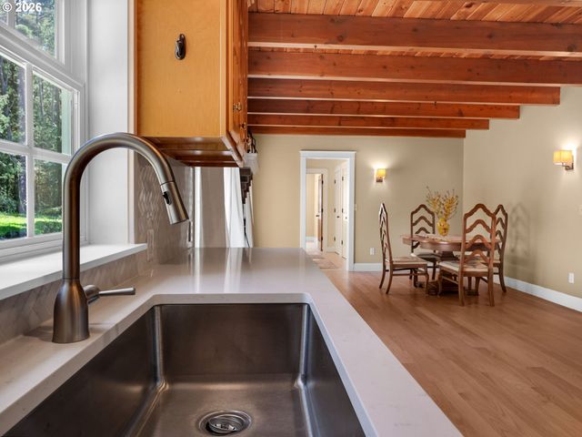 1530 Sw PINE Dr, Warrenton, OR 97146