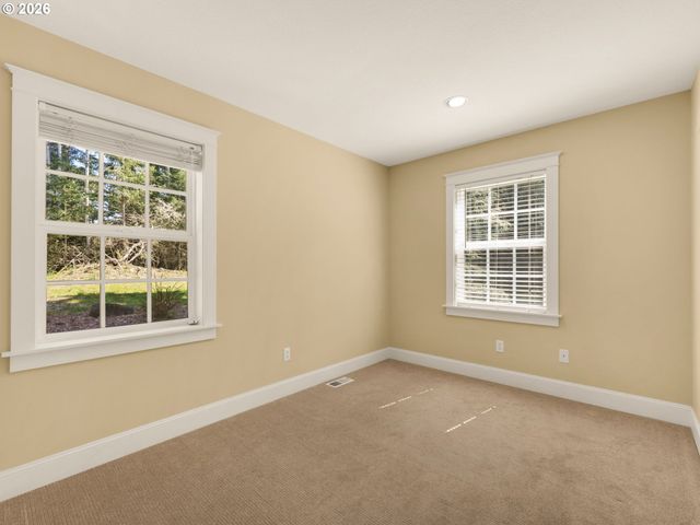 1530 Sw PINE Dr, Warrenton, OR 97146