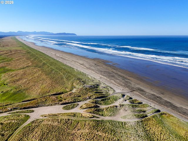 1530 Sw PINE Dr, Warrenton, OR 97146