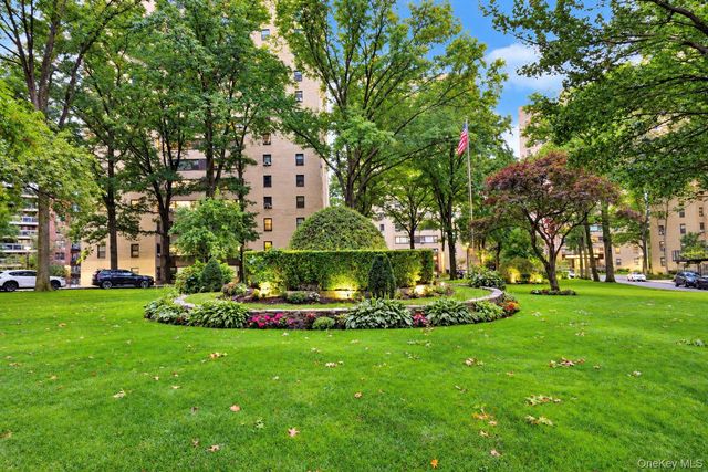 4 Fordham Hill Oval 12G, Bronx, NY 10468