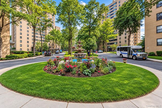 4 Fordham Hill Oval 12G, Bronx, NY 10468